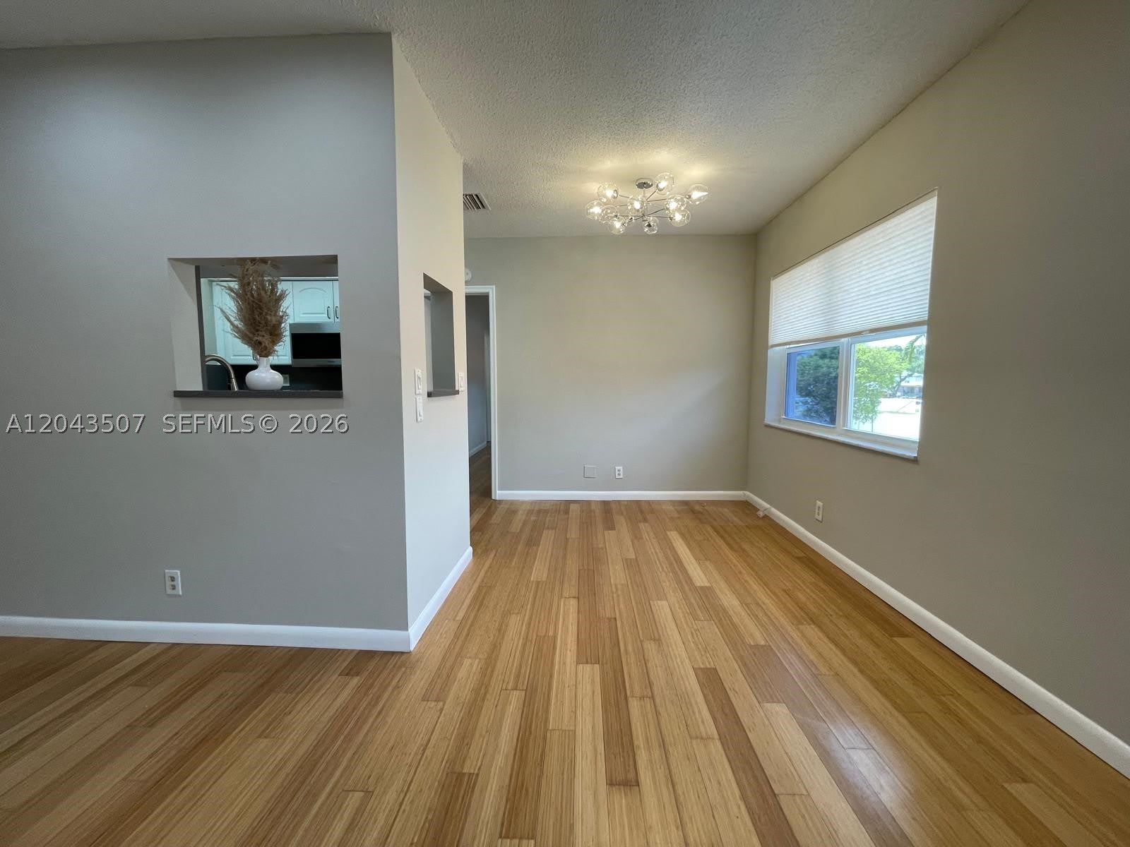 1300 N 17Th Ave – photo 2