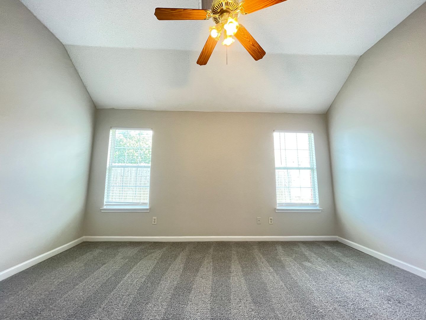 Heritage Hills Subdivision, close to schools!! – photo 5
