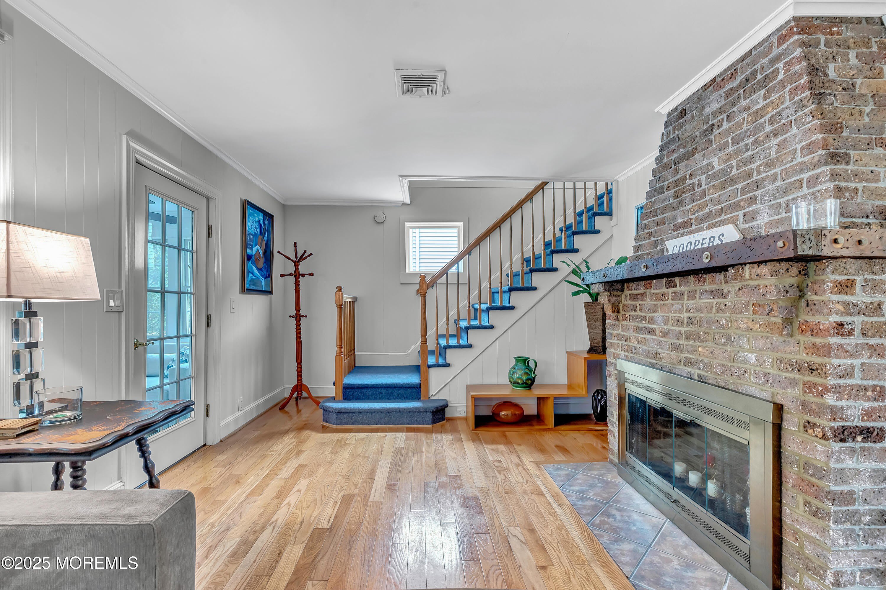 370 E Main Street – photo 4