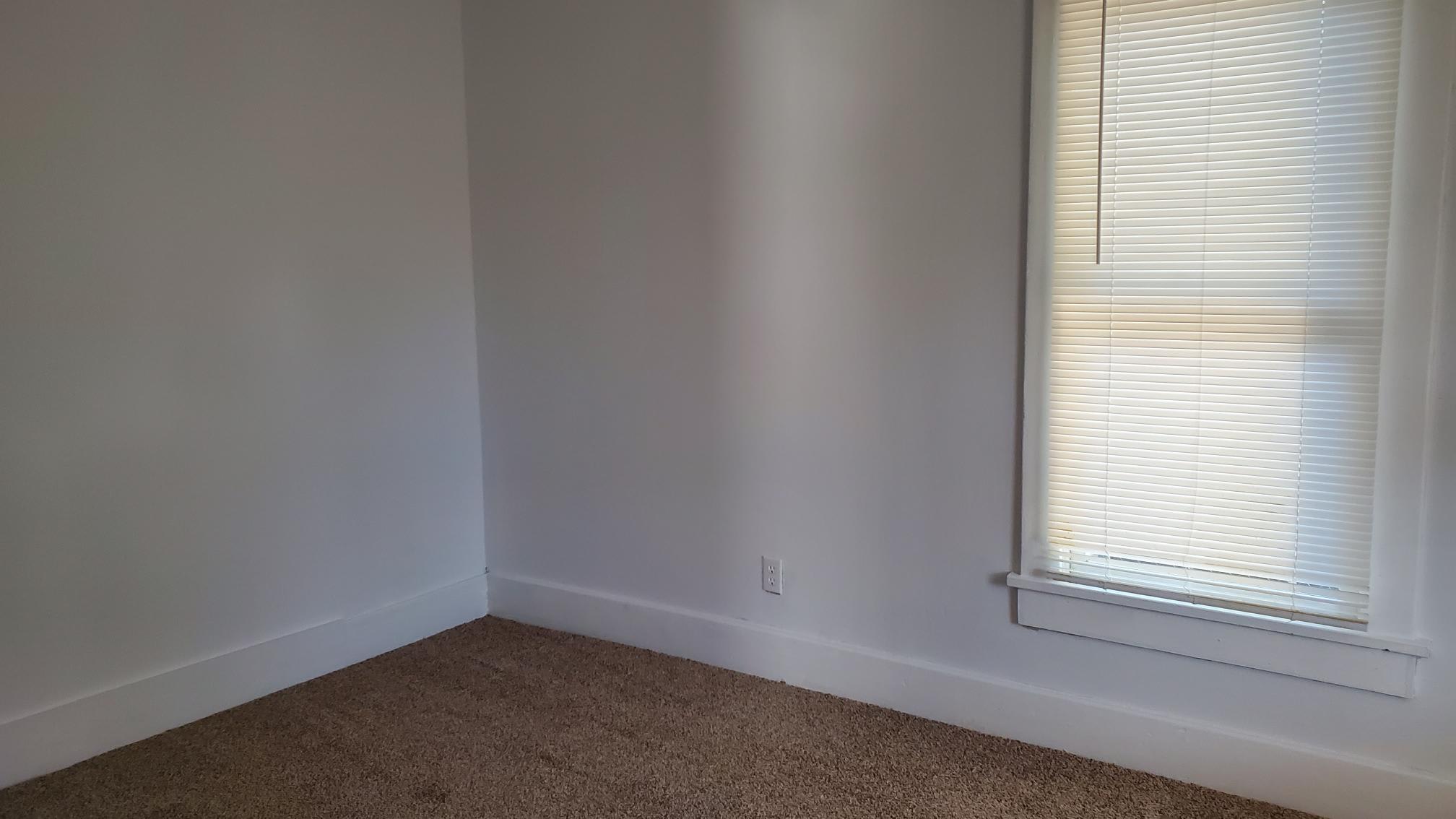 1402 East Maple Avenue – photo 3