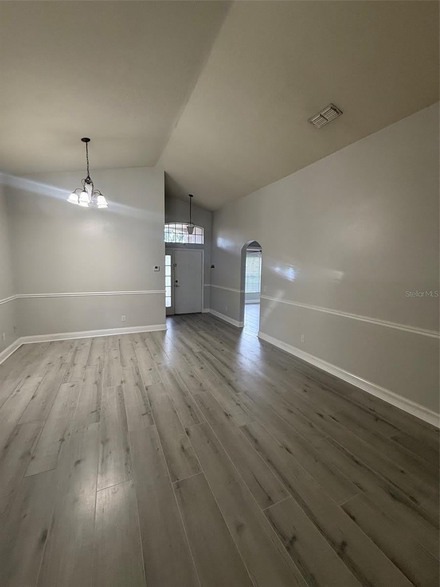 6778 FERNRIDGE Drive – photo 2