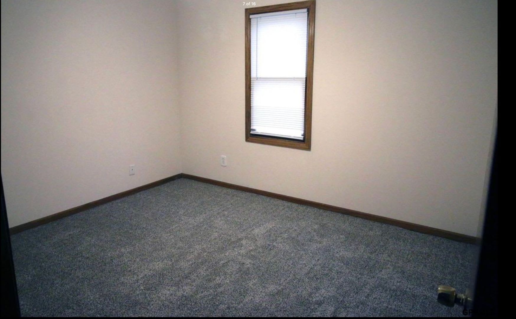 Charming 2BR House in Old Town Bellevue – photo 5
