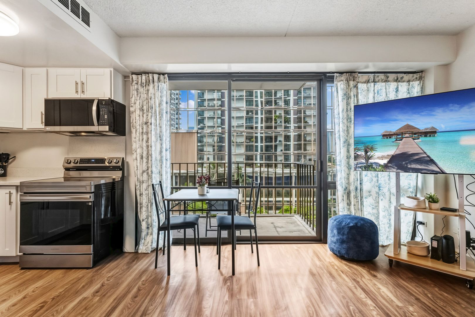Downtown Honolulu Condo – photo 5