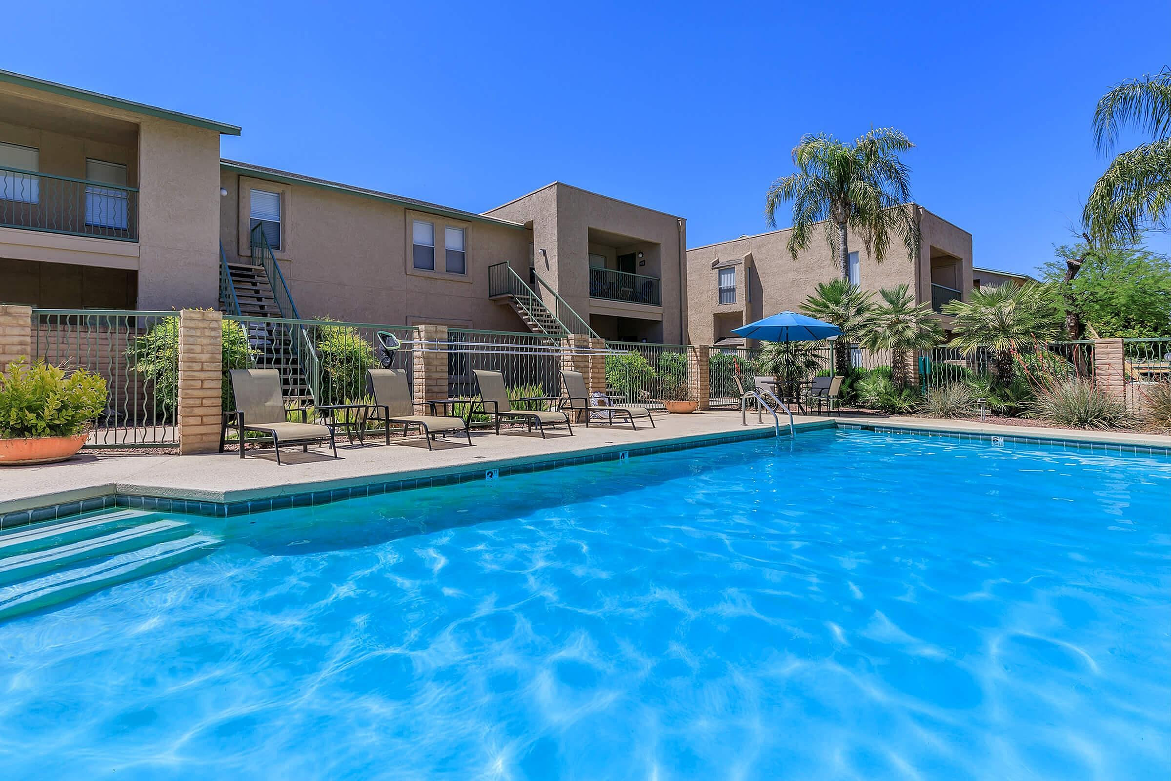 Sand Pebble Apartments – photo 5
