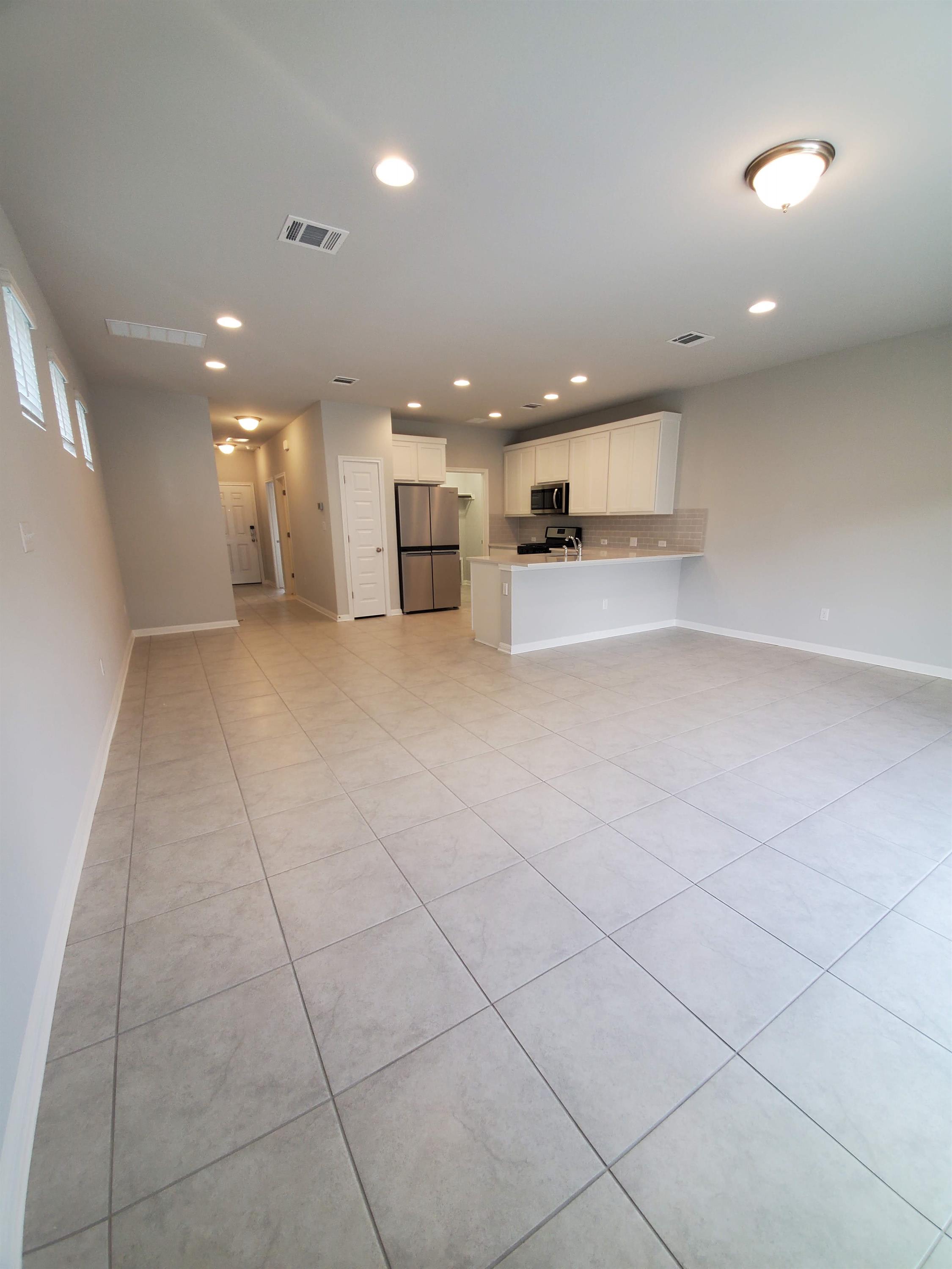 1717 Fountain Bridge Drive 1 – photo 4