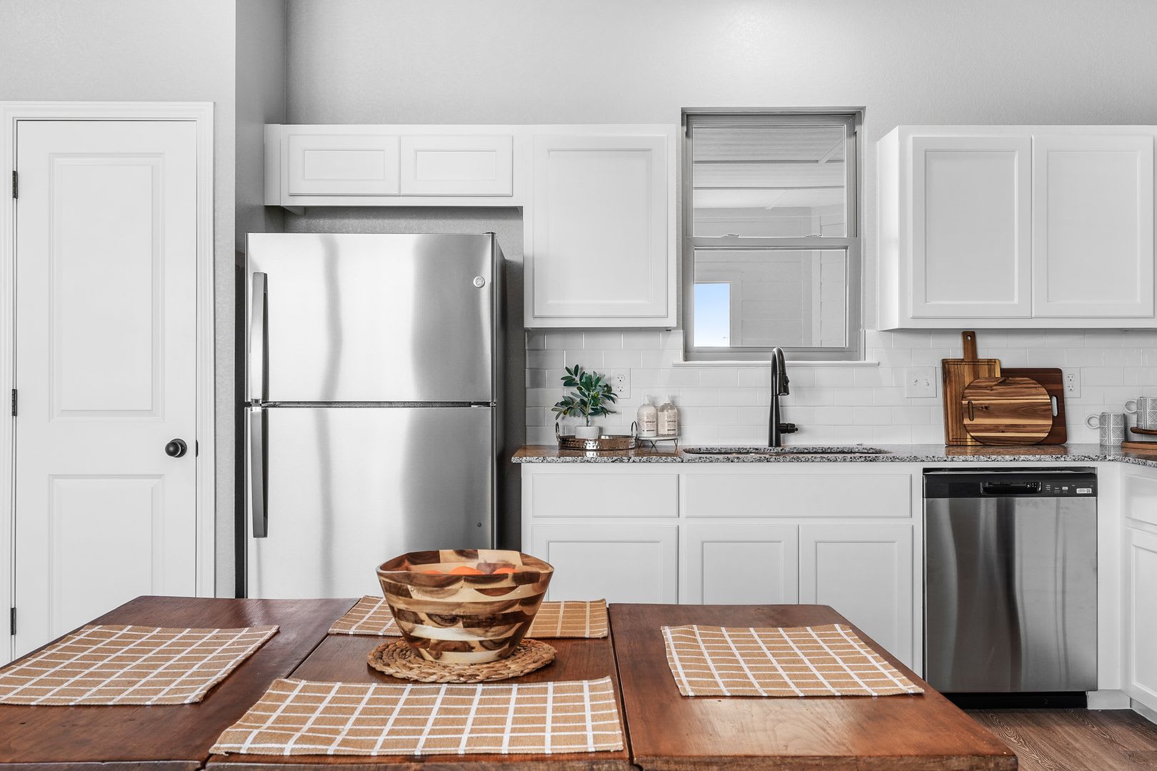 Schedule a Tour! – photo 2