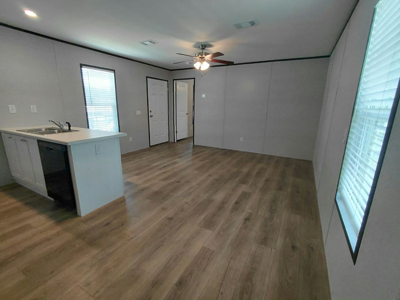 4328 Mailbox Ave – photo 4