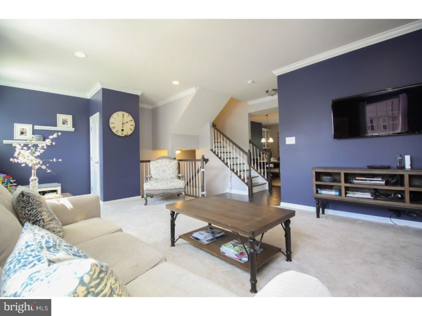 33 WALLACE Street – photo 4