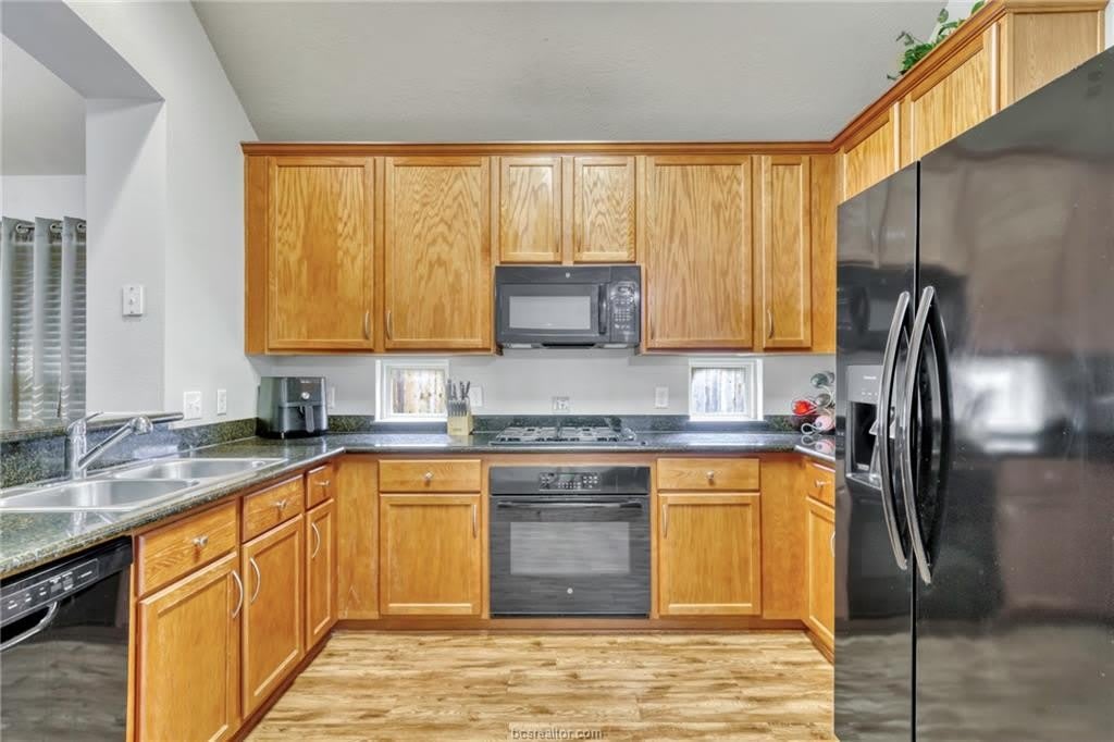 3806 Snowdance Court – photo 5