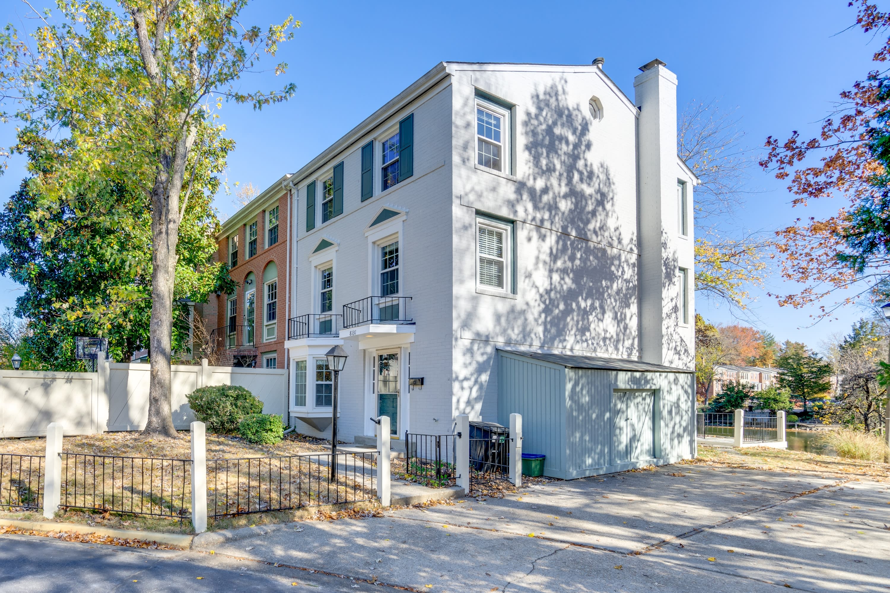 8131 Pinelake Court – photo 4