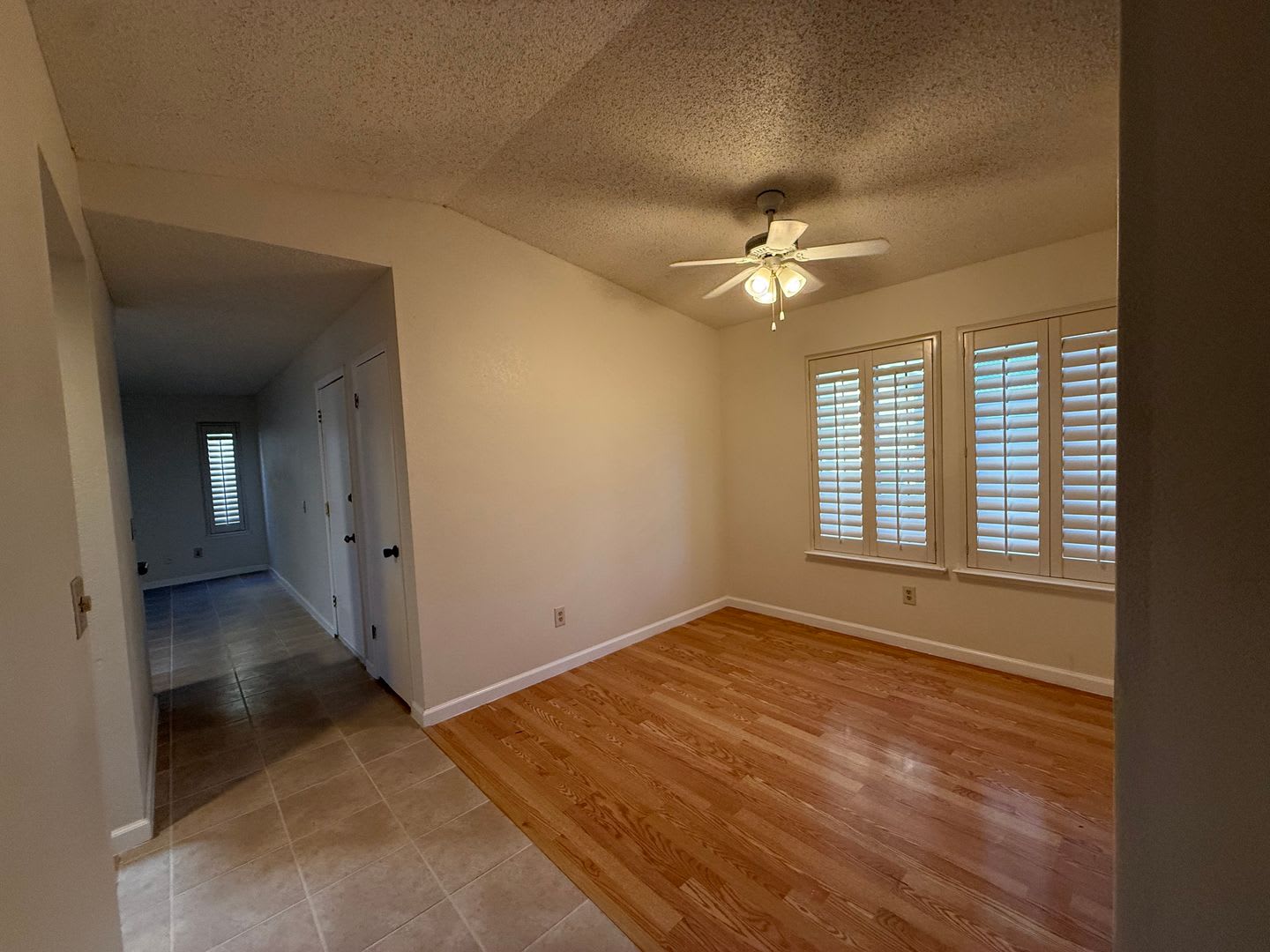4Bed 2Bath 1595 Sf 2 Car Garage Single Story Tenant Pays 175 Monthly For Ws G – photo 3