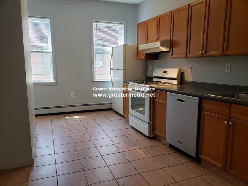 40 North Bennet St. – photo 2