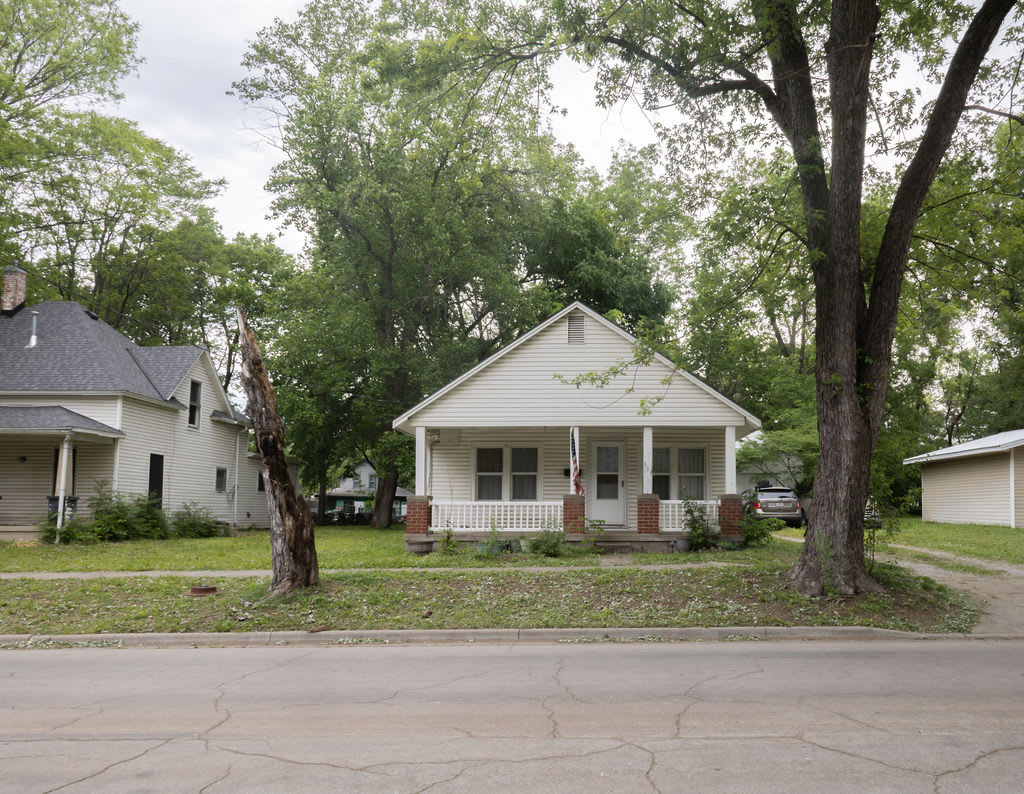 304 W Fort Scott St – photo 1