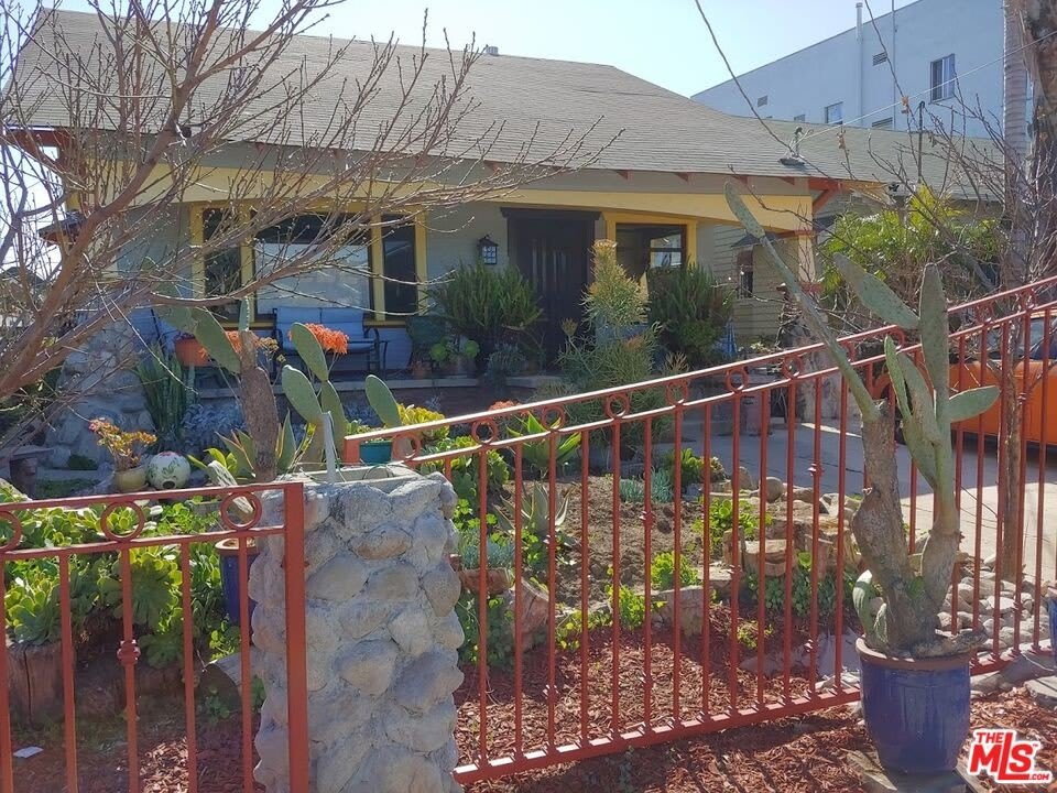 2230 INEZ St – photo 3