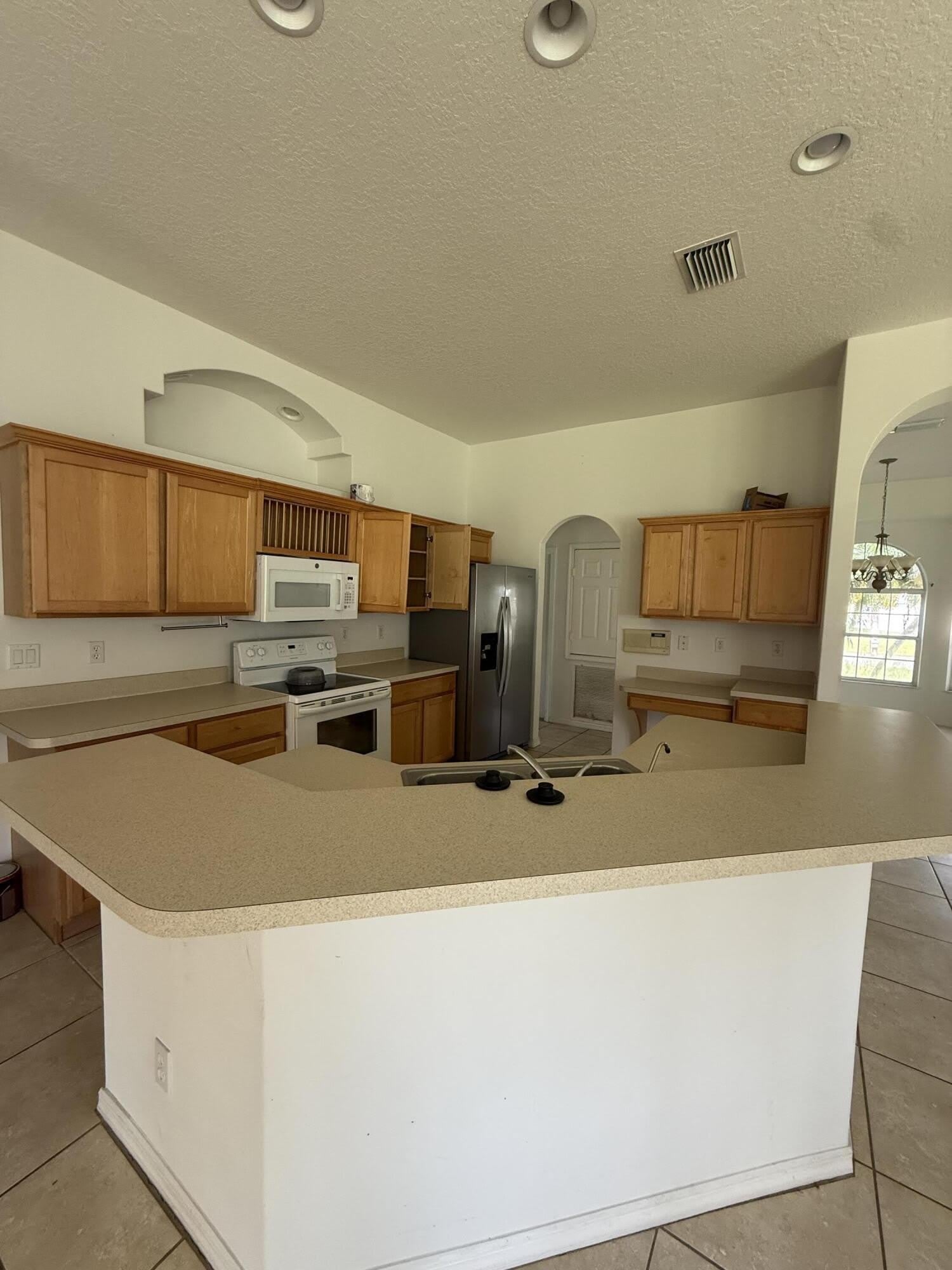 3419 SW Galeti Street – photo 4