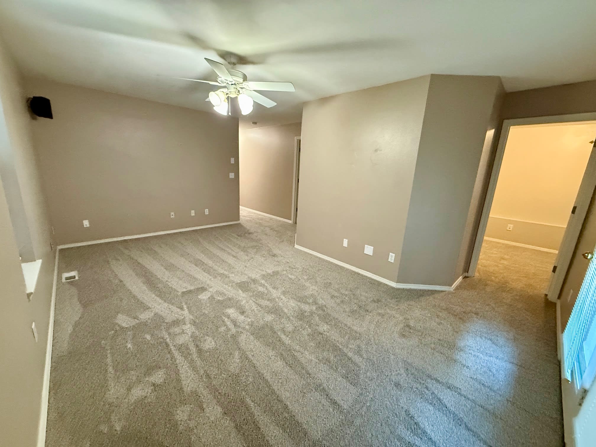 8929 Meadow Park Circle – photo 3