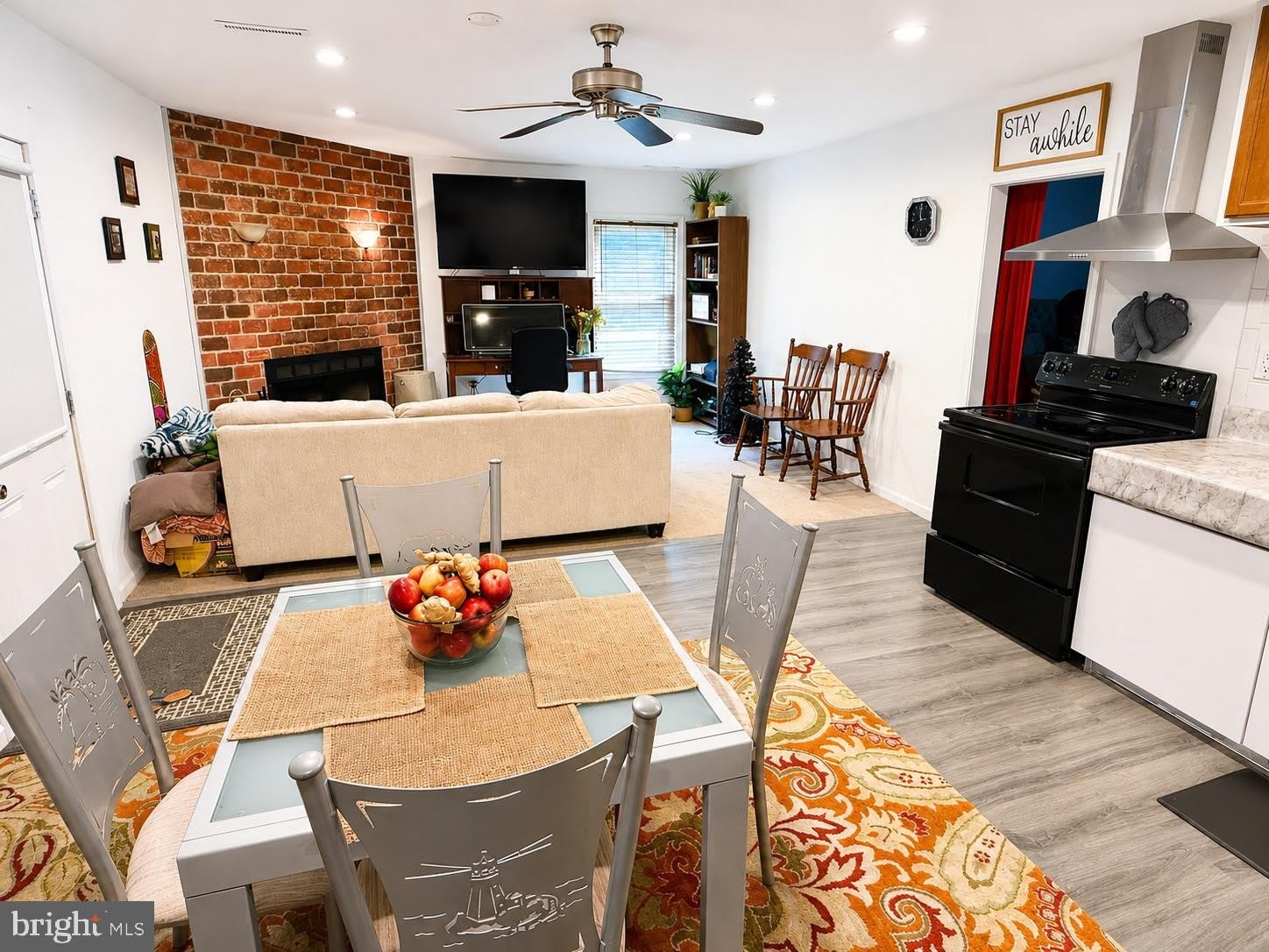 8503 ROCKWELL Drive – photo 1