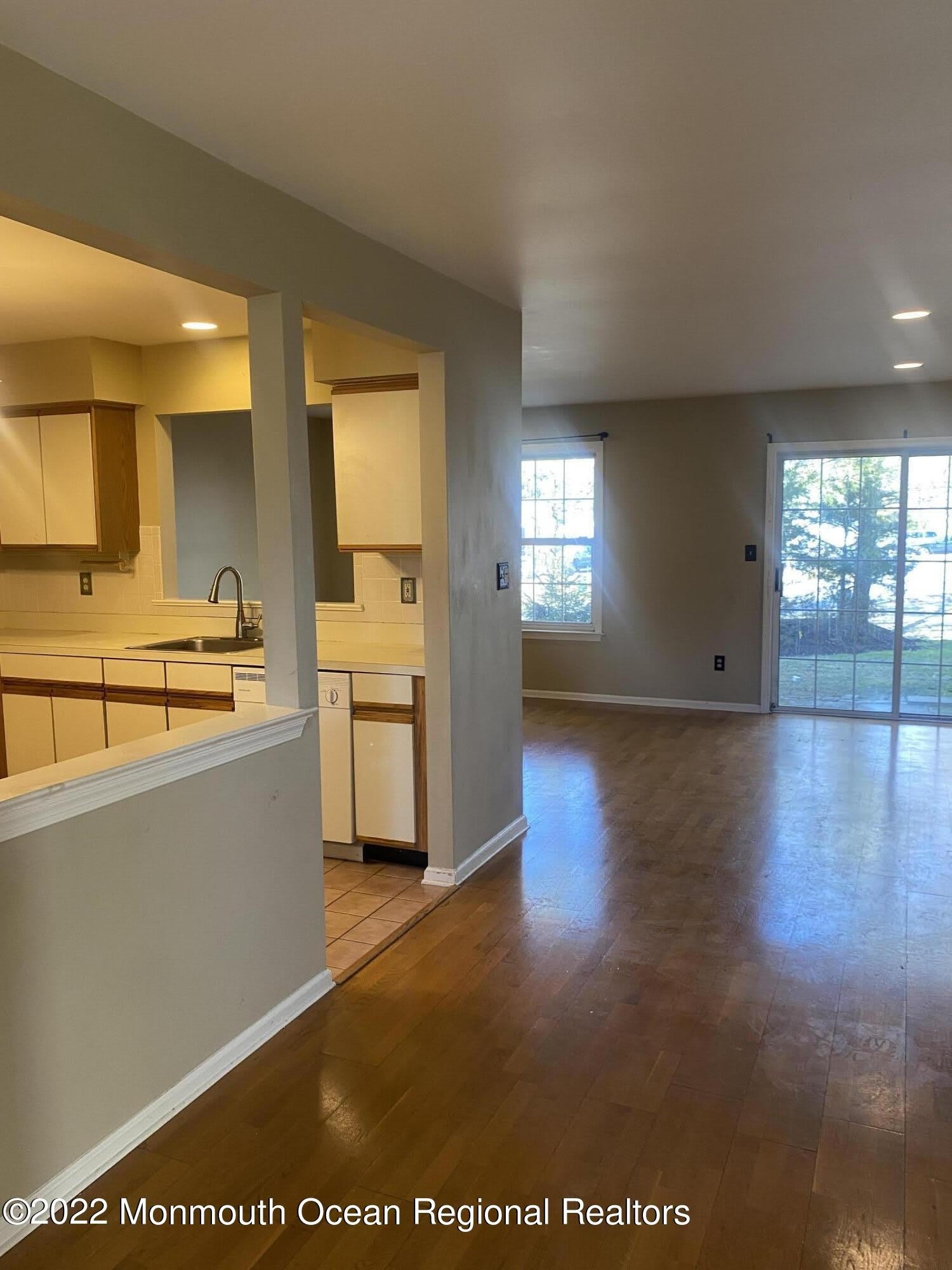 887 Crimson Court – photo 5