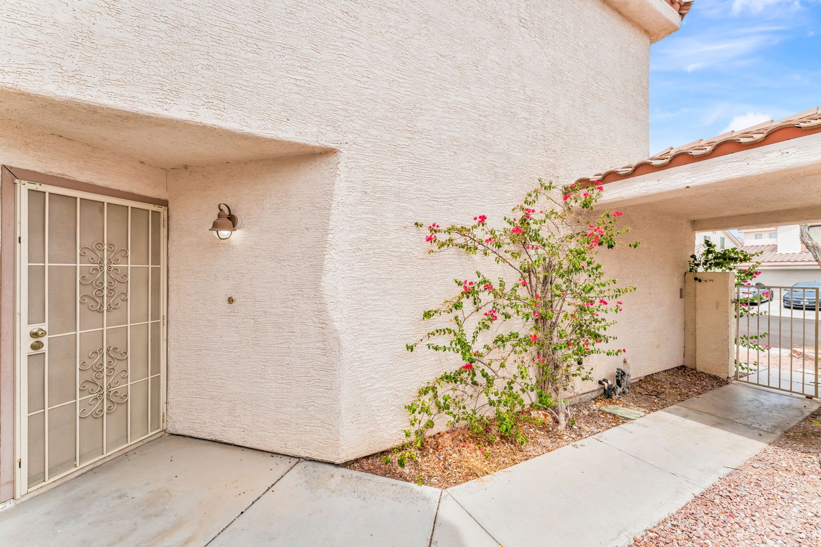 Northwest Las Vegas Living in Centennial Hills! – photo 3