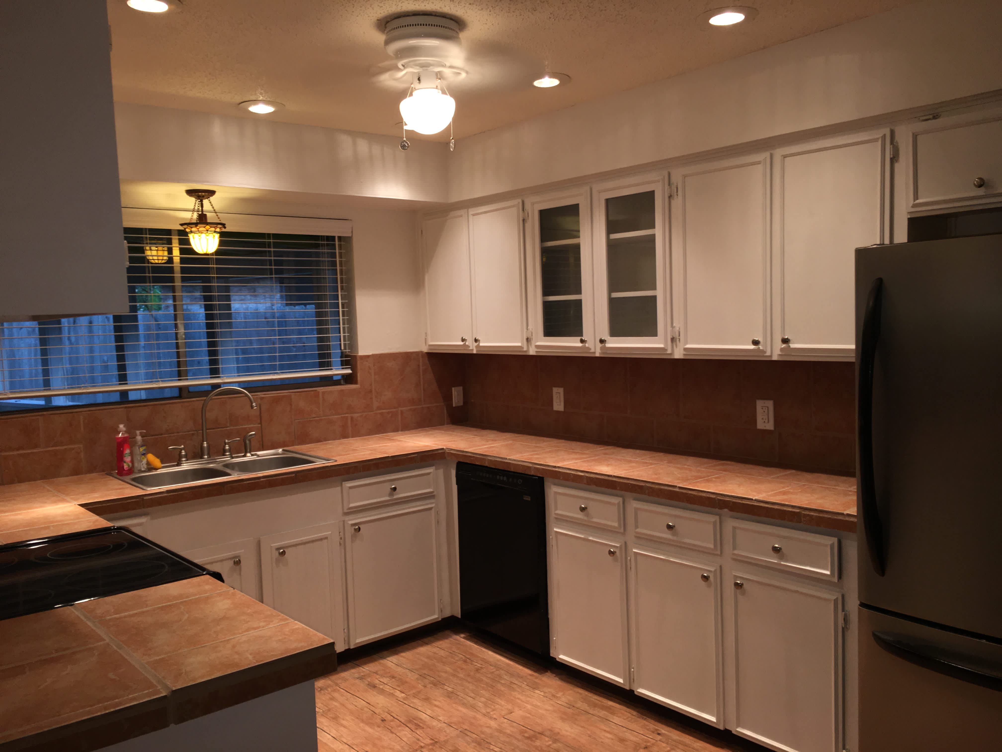 2300 Timberline Dr – photo 3
