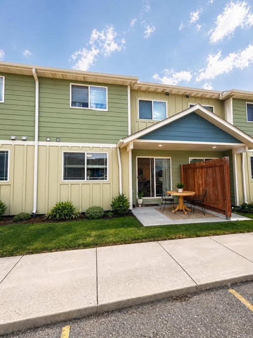 Enjoy effortless Bozeman 3 bedroom 2.5 bath Condo – photo 2