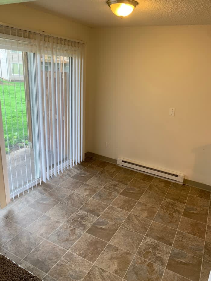 17783 Se Pine St – photo 2