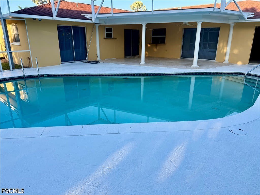 4479 Lakewood Boulevard – photo 2