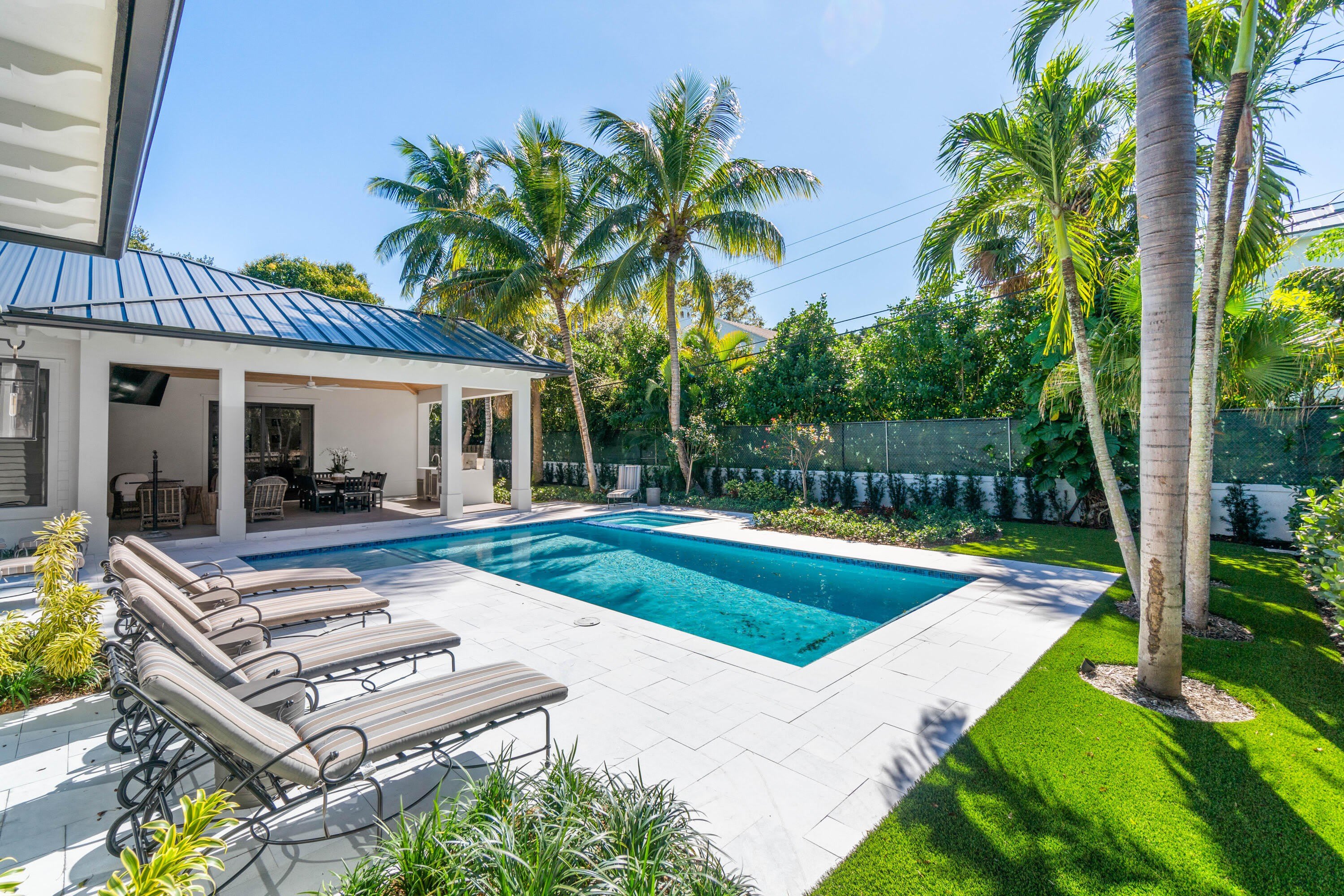 18 Nw 15Th Street – photo 2