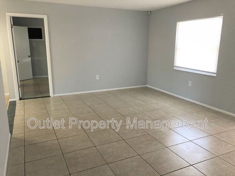 700 Trailwood Drive – photo 3