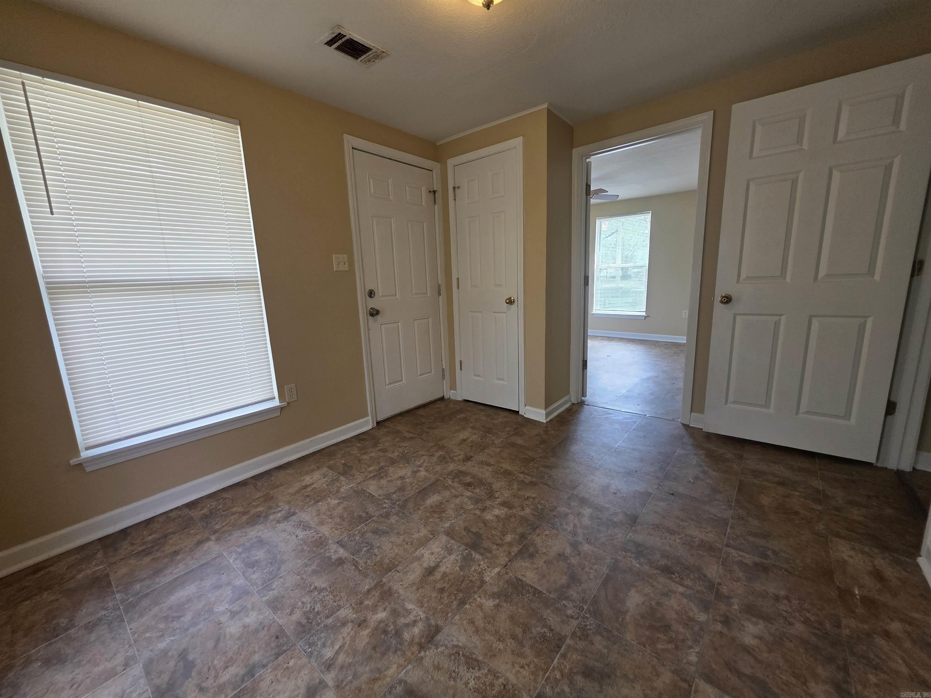 804 W 37th Street – photo 5