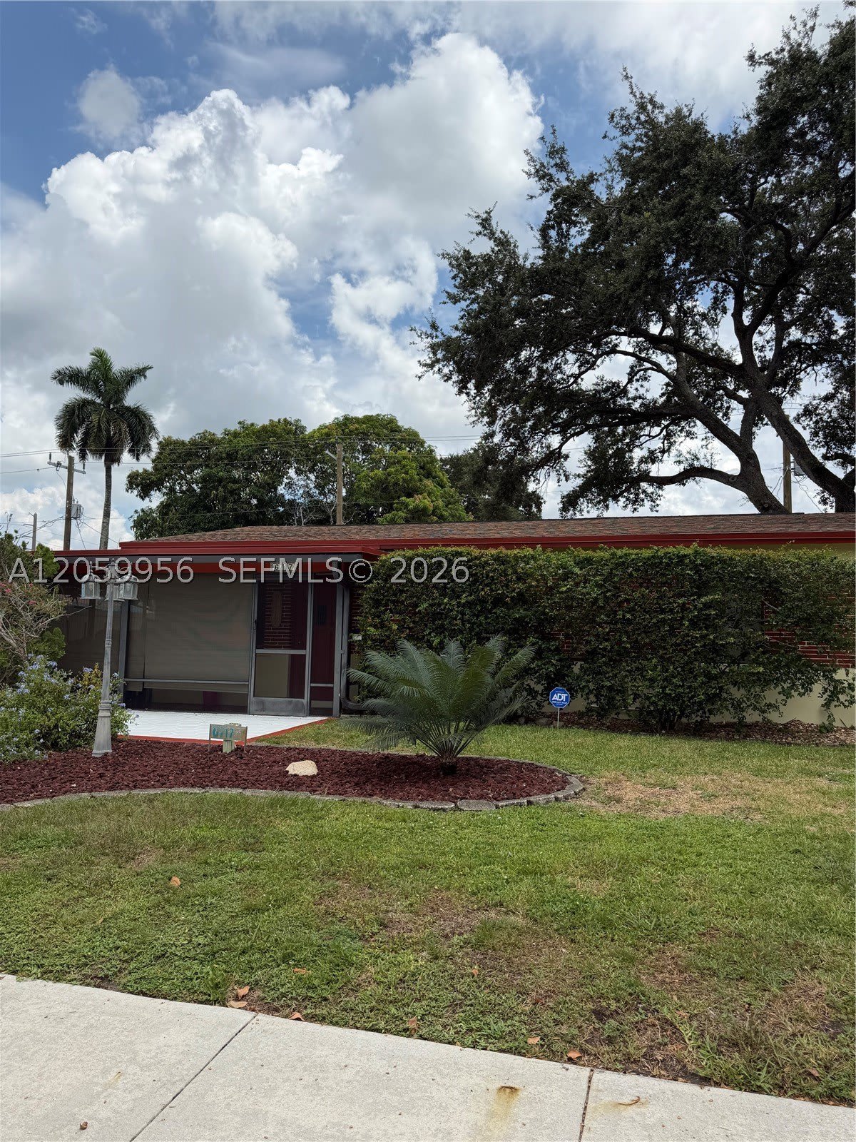 6717 Raleigh St – photo 4