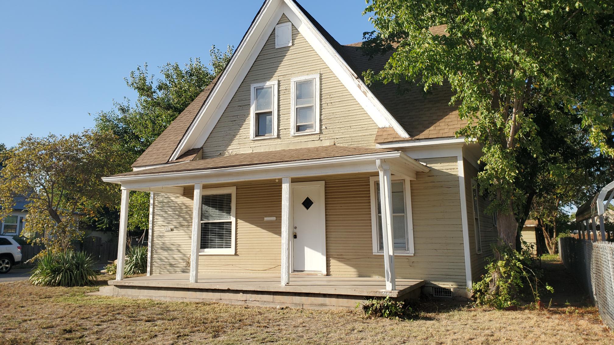 1402 East Maple Avenue – photo 2
