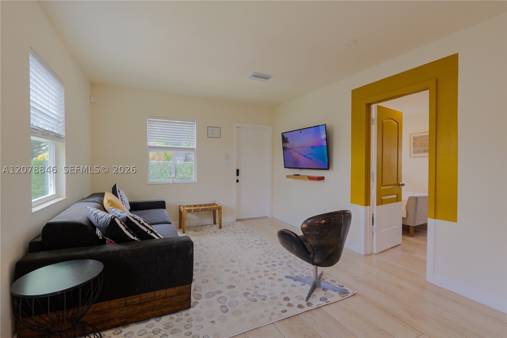 1332 NE 5th Ave – photo 4