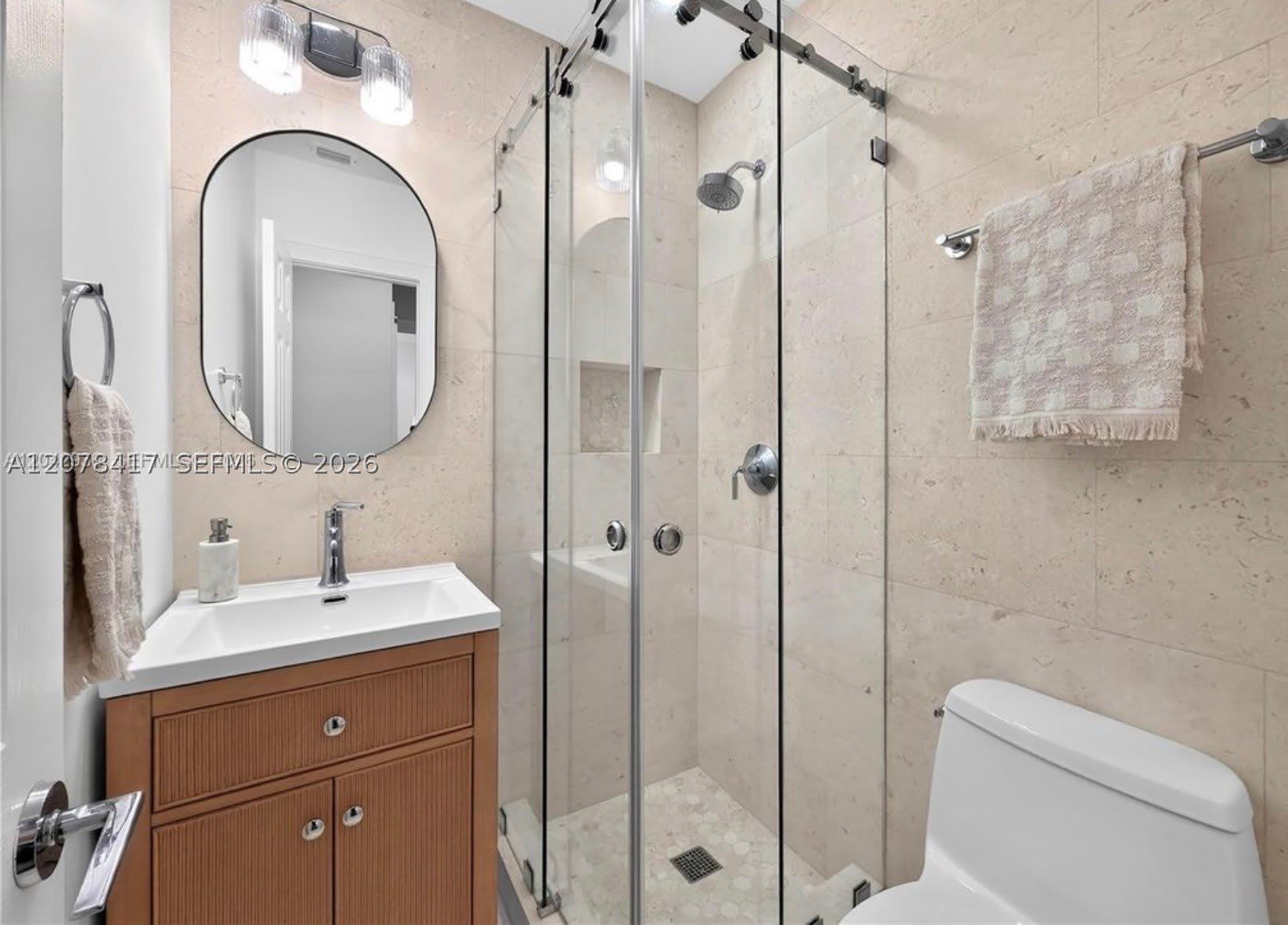 4943 Riviera Dr – photo 3