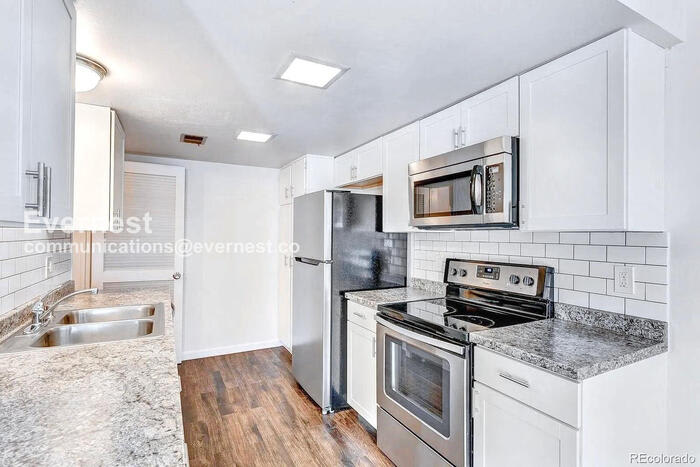 14522 East 13th Avenue – photo 3