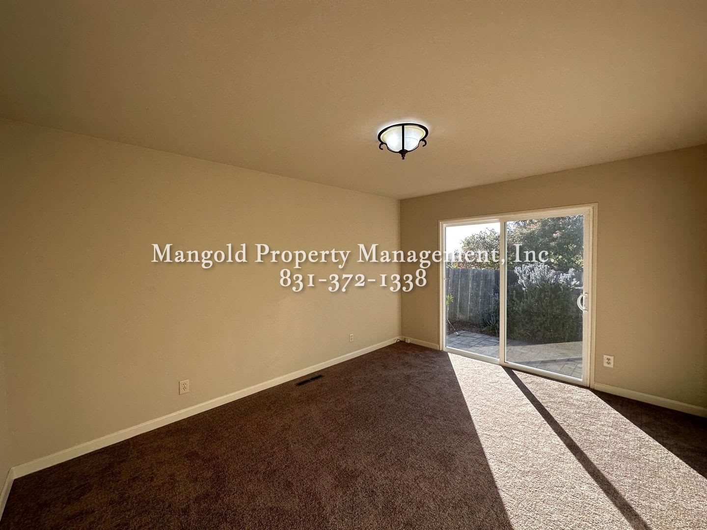 3-Bed/2-Bath Home with Fireplace, Garage &amp; Large Fenced Yard – photo 5