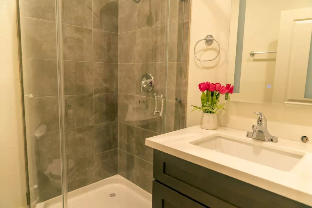 1451 W 36th Place – photo 5