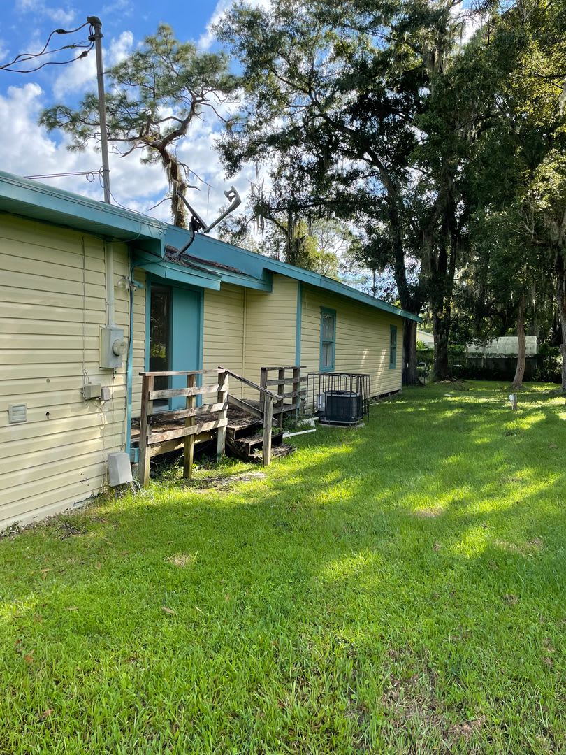 ADORABLE 3 Bed 1 Bath House in Lakeland Available For Rent *Move-in Special* – photo 2