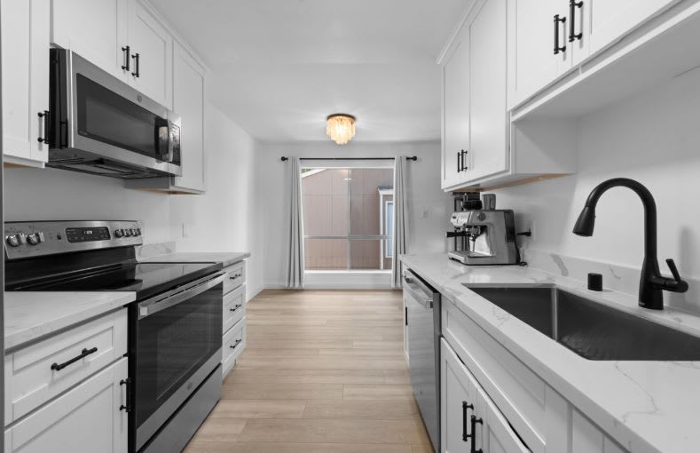 8975 Alcosta Blvd Apt 116 – photo 5