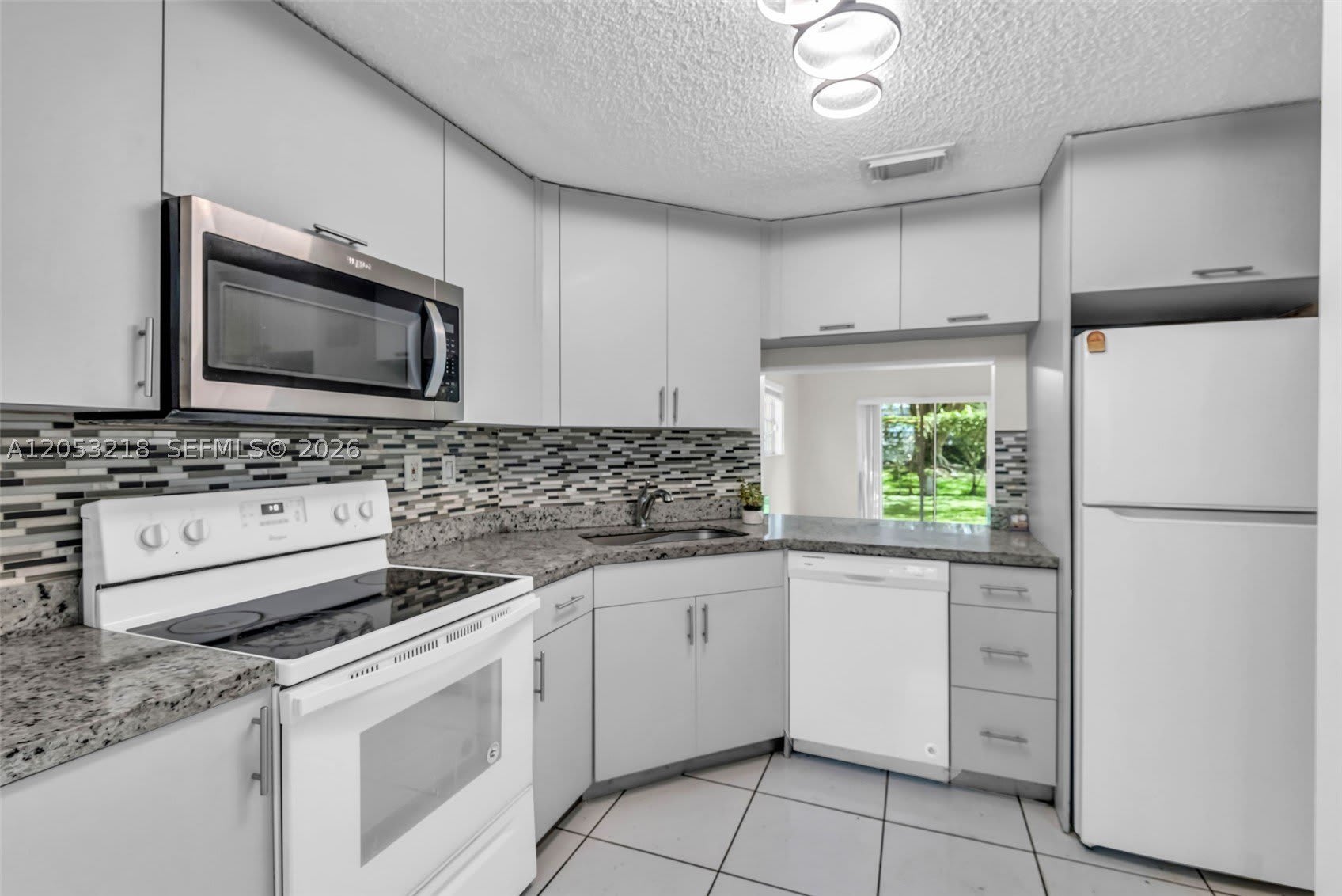 10018 Hammocks Blvd – photo 3