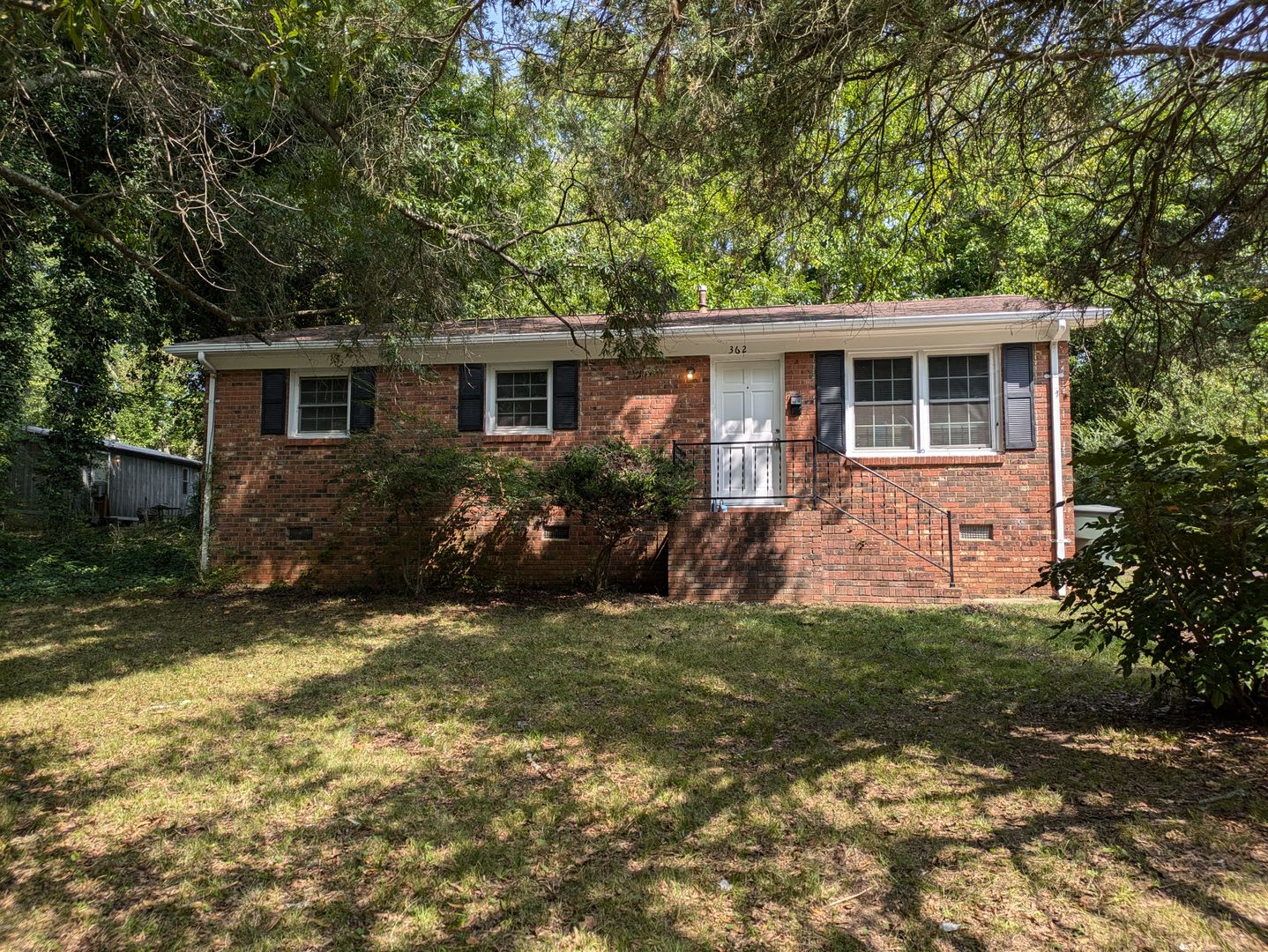 Cute All Brick Ranch Close To Mooresville Schools – photo 1