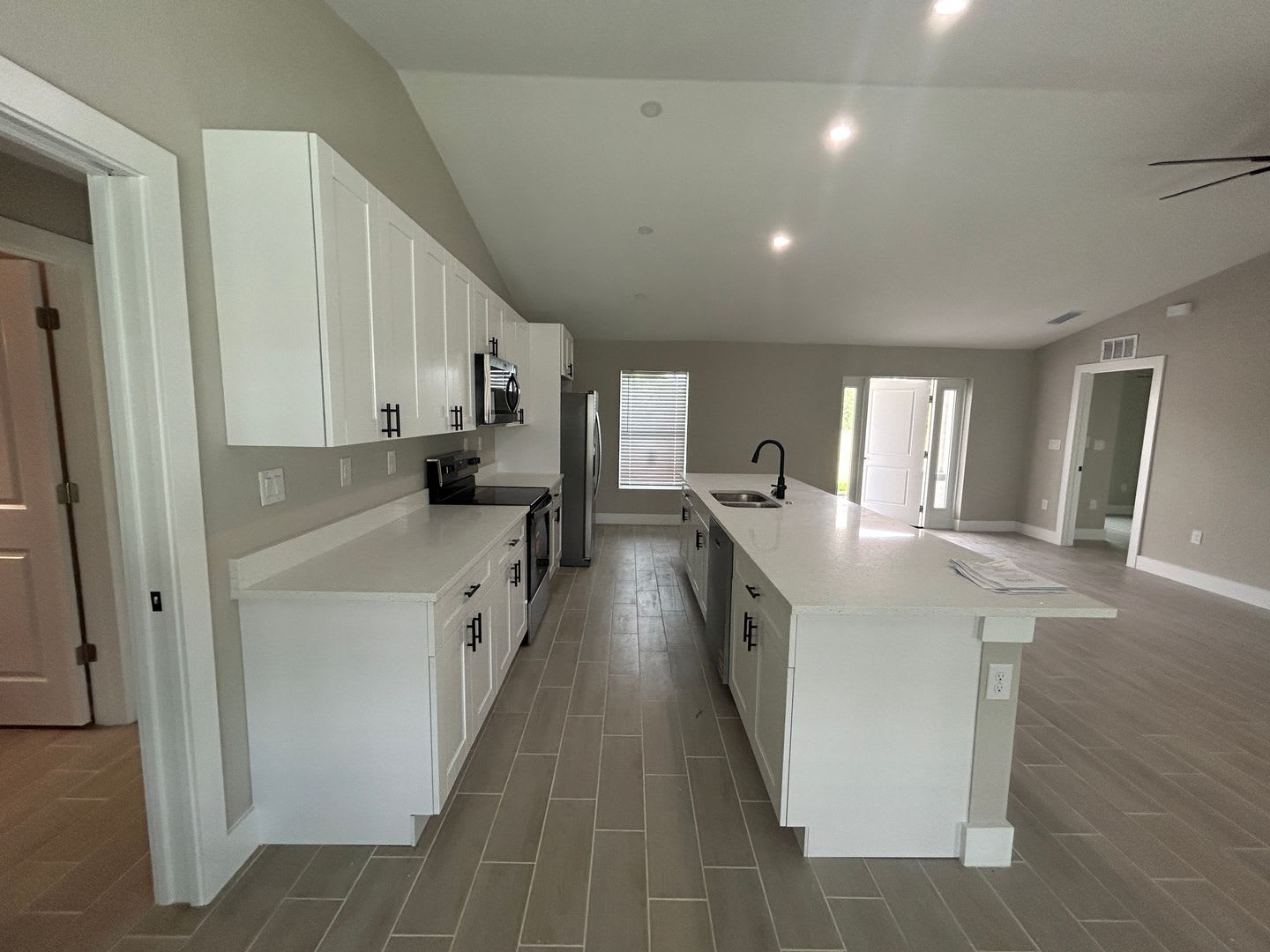 New construction 4/3 off Gator Circle – photo 2