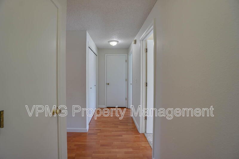 605 Se 121St Ave – photo 5
