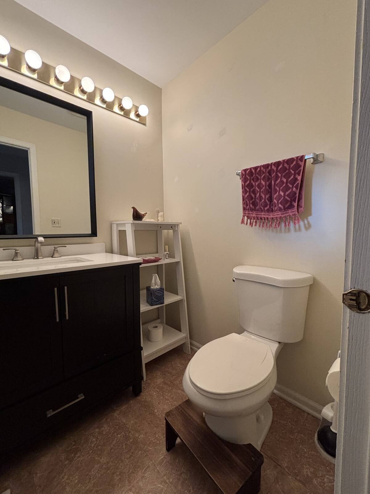781 N Shady Oaks Dr – photo 3