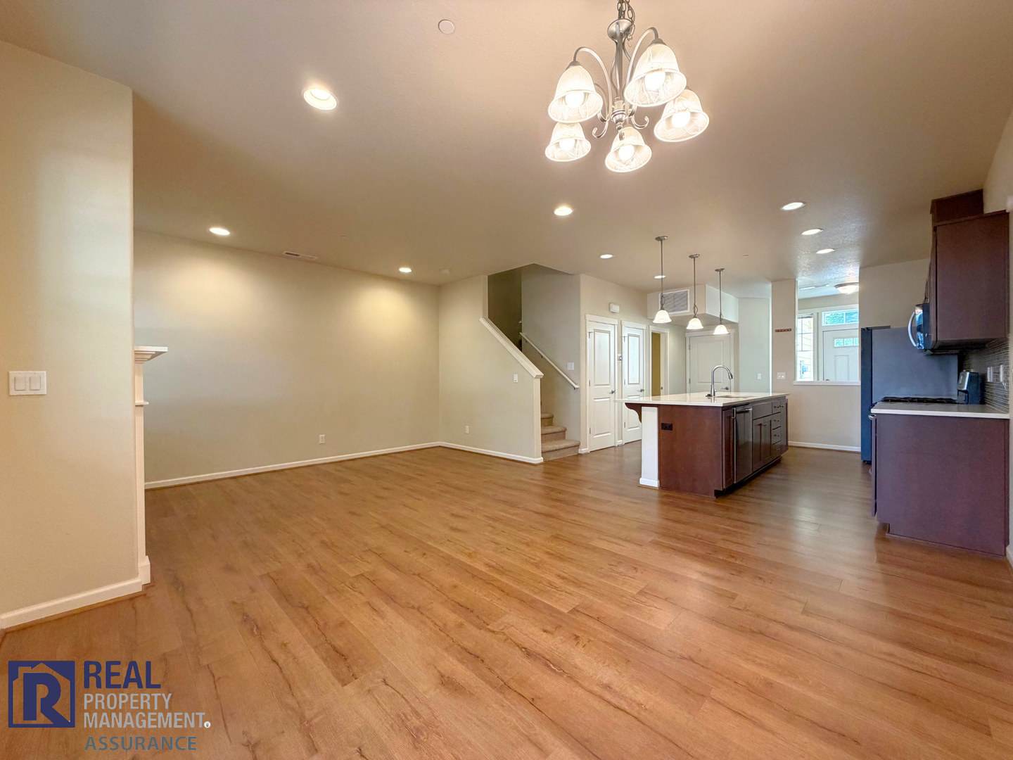 Move In Special Modern Beaverton 3Br 3Ba Townhome With Garage Near Nike Intel – photo 4