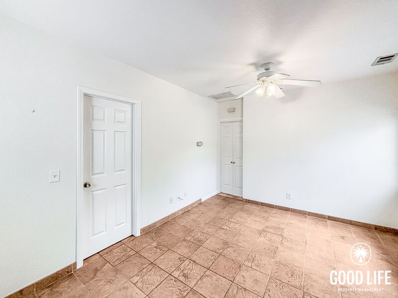 4323 1/2 Cleveland Ave – photo 4