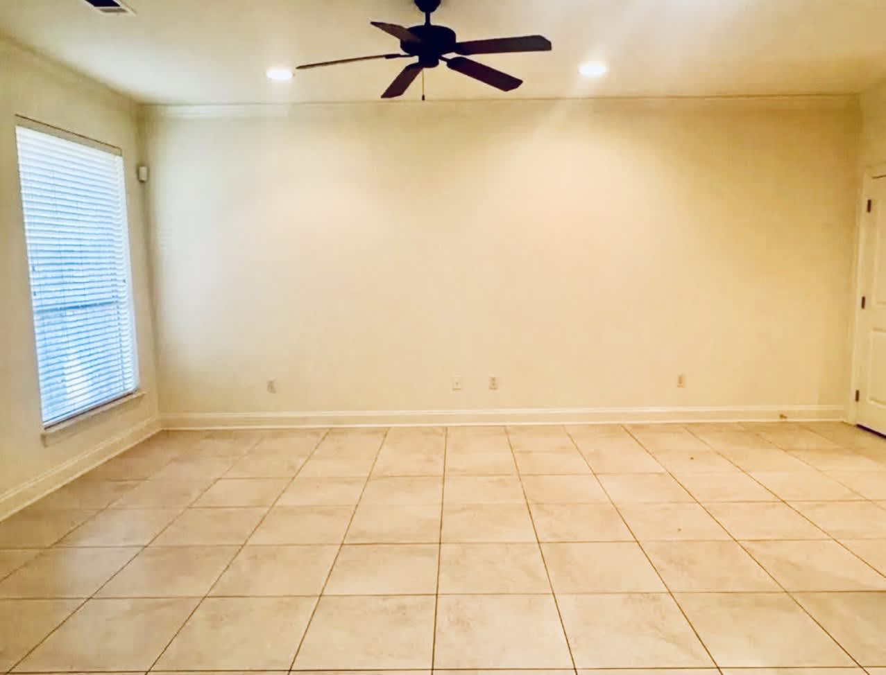 19038 Aiden Ln – photo 5
