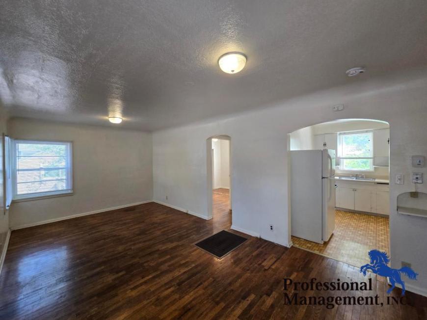 1215 8Th Street West – photo 3