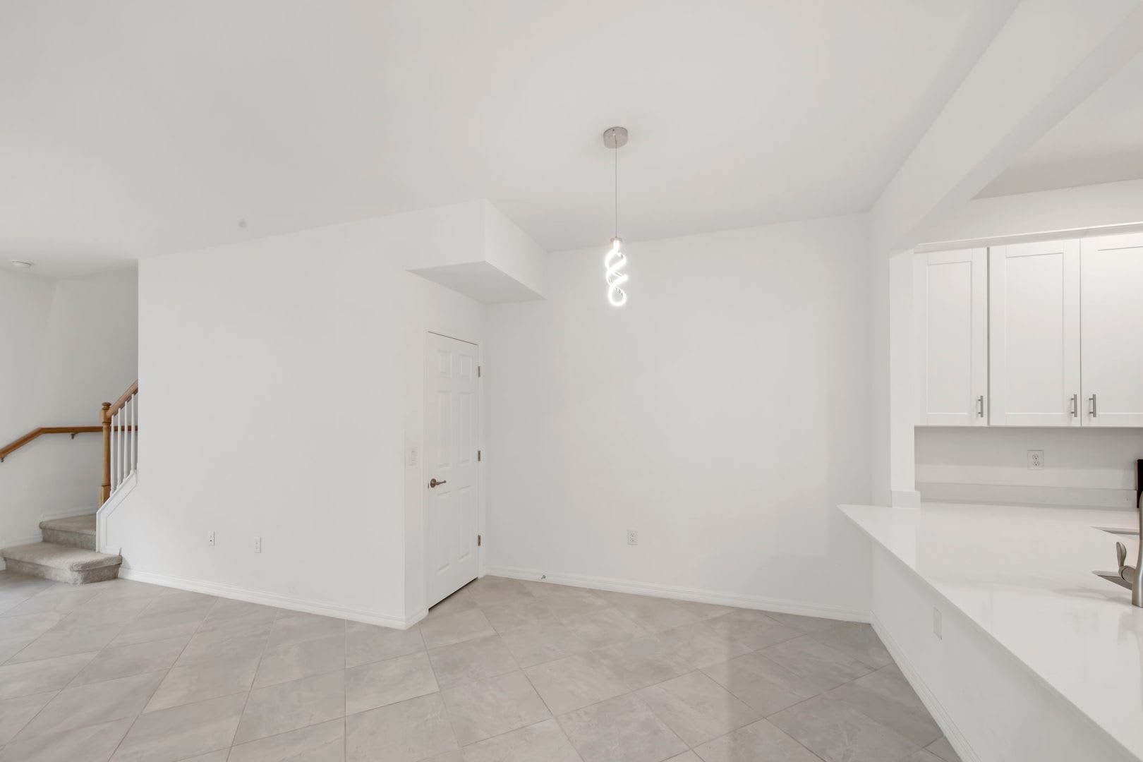 2827 BLOSSOM WAY- 3 BEDROOM TOWNHOUSE IN ORANGE BLOSSOM – photo 5