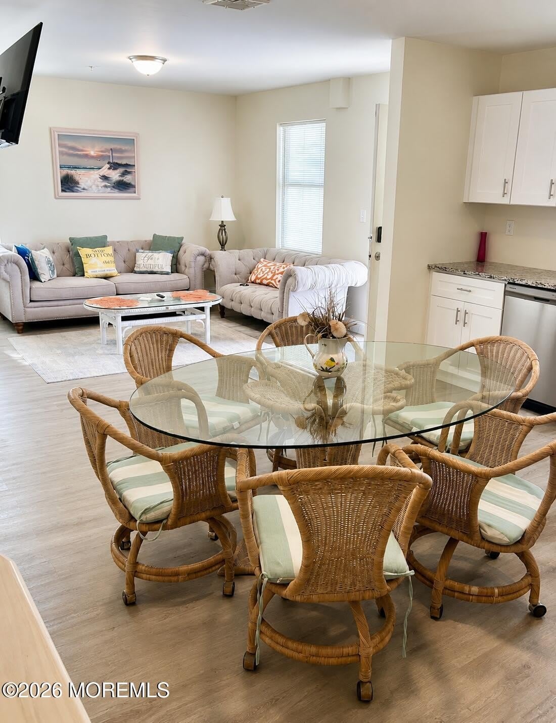 11 Dupont Avenue – photo 5